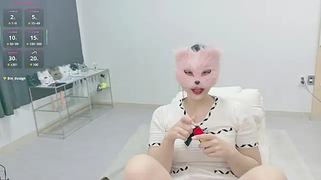 Snapshot of Kor_Cat chatting on 03.18.25 Kor Cat online show from 03.18.25