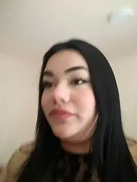 Snapshot of nikki_grey chatting on 10.18.25 nikki grey online show from 10.18.25