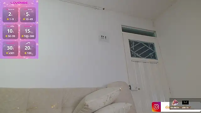 Daphnewalker   online show from 10.09.25