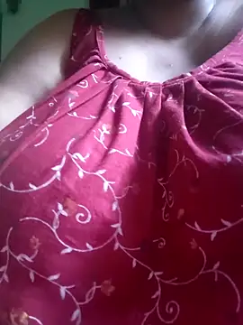 Snapshot of Lizza_boudi chatting on 09.09.25 Lizza boudi online show from 09.09.25