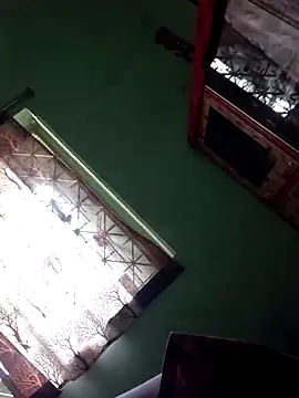 Snapshot of Lizza_boudi chatting on 10.31.25 Lizza boudi online show from 10.31.25