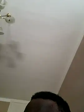 Snapshot of Budibudi5 chatting on 02.18.25 Budibudi5 online show from 02.18.25