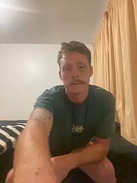 Snapshot of teeballin0001 chatting on 02.11.25 teeballin0001 online show from 02.11.25