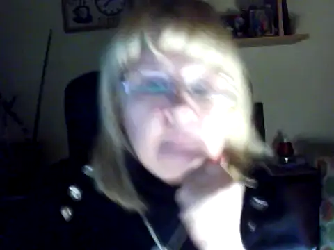 Snapshot of Violet5364 chatting on 03.04.25 Violet5364 online show from 03.04.25