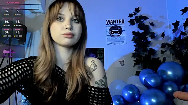 Snapshot of marynixoxo chatting on 02.28.25 marynixoxo online show from 02.28.25