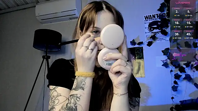 Snapshot of marynixoxo chatting on 03.09.25 marynixoxo online show from 03.09.25