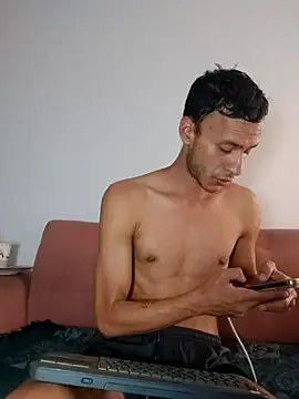 Snapshot of Jehan_Soto chatting on 11.04.25 Jehan Soto online show from 11.04.25