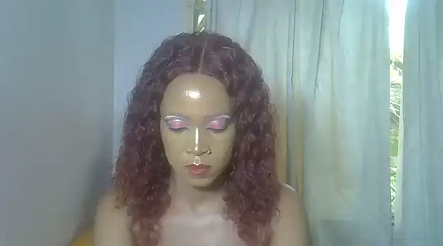 Snapshot of ChloeBab chatting on 02.14.25 ChloeBab online show from 02.14.25