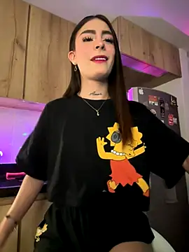 Snapshot of candycami19 chatting on 09.30.25 candycami19 online show from 09.30.25