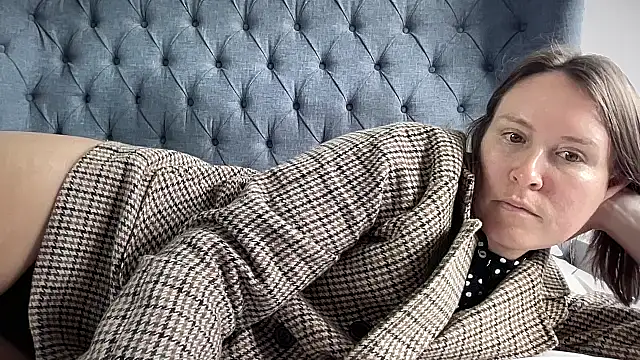 eatmypie69 online show from 09.15.25