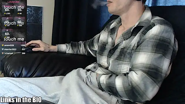 Snapshot of teninchty chatting on 03.03.25 teninchty online show from 03.03.25