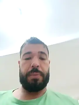 Snapshot of Pedrohott chatting on 10.05.25 Pedrohott online show from 10.05.25