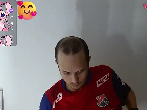 Snapshot of JhonTorres018 chatting on 11.05.25 JhonTorres018 online show from 11.05.25