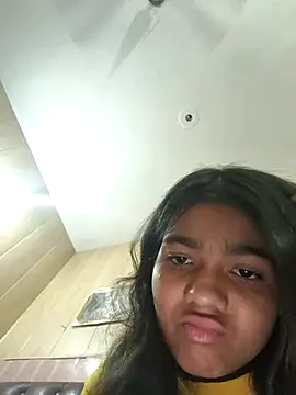 Snapshot of Aaradhna-hoy chatting on 10.19.25 Aaradhna-hoy online show from 10.19.25