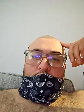 Snapshot of Sexoso69thebear chatting on 12.03.25 Sexoso69thebear online show from 12.03.25