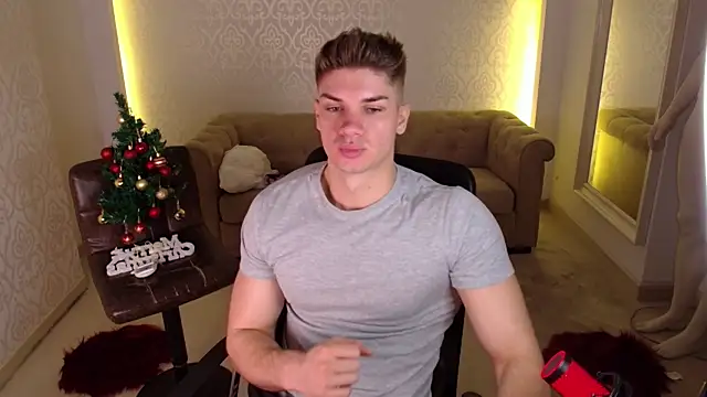 MaxKaiden online show from 12.03.25