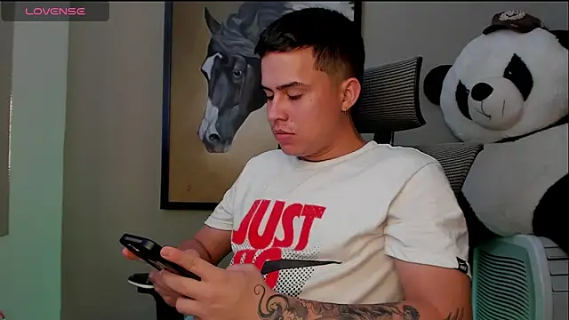 mattiwsmorris  online show from 09.22.25