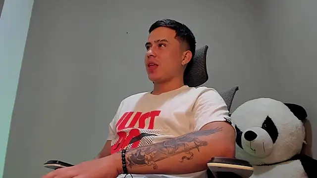 mattiwsmorris  online show from 10.20.25