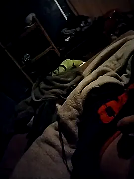 Snapshot of Holatpngo chatting on 11.20.25 Holatpngo online show from 11.20.25