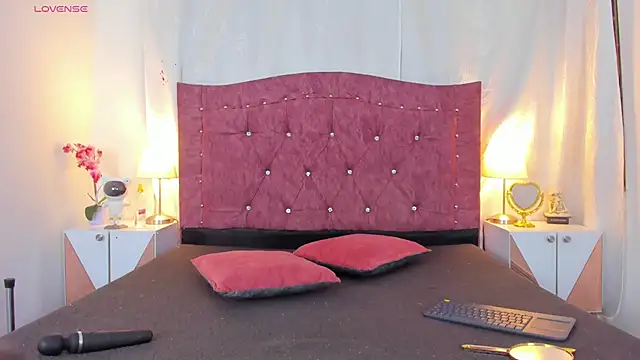 ValentinaGuerra online show from 11.26.25