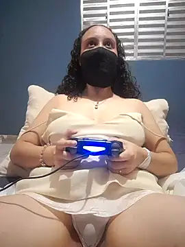 Snapshot of Lilly_Lustt chatting on 02.26.25 Lilly Lustt online show from 02.26.25