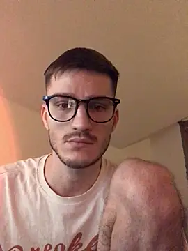 Snapshot of yoyoboy988 chatting on 02.18.25 yoyoboy988 online show from 02.18.25