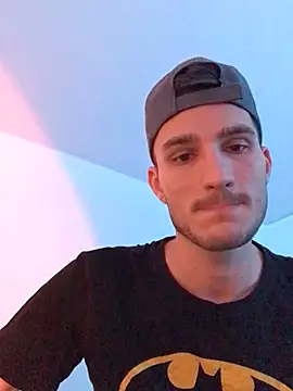 Snapshot of yoyoboy988 chatting on 03.03.25 yoyoboy988 online show from 03.03.25