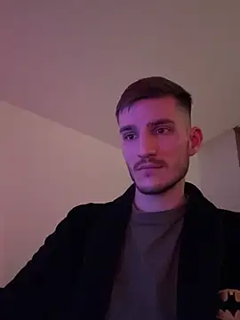 Snapshot of yoyoboy988 chatting on 03.13.25 yoyoboy988 online show from 03.13.25