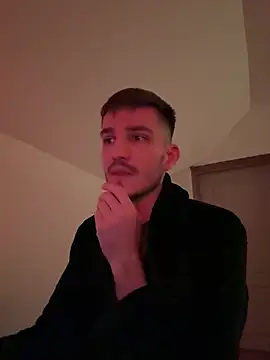 Snapshot of yoyoboy988 chatting on 03.15.25 yoyoboy988 online show from 03.15.25