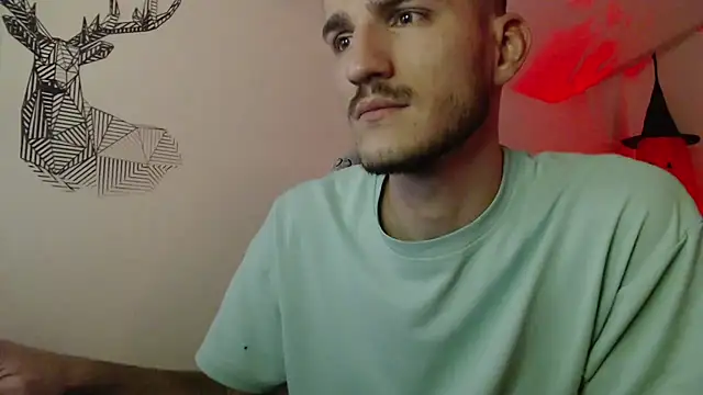 Snapshot of yoyoboy988 chatting on 09.22.25 yoyoboy988 online show from 09.22.25