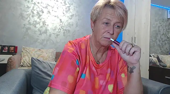 RosesandLillies online show from 01.16.25