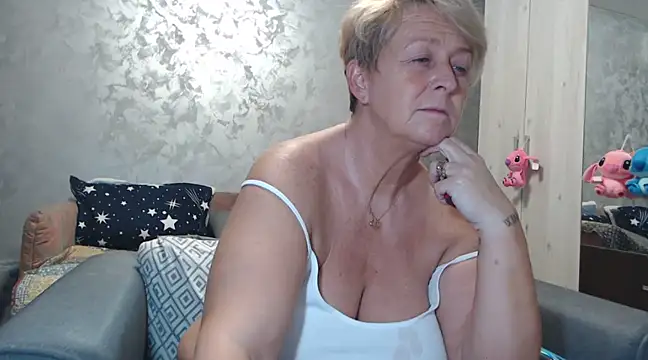 RosesandLillies online show from 03.20.25