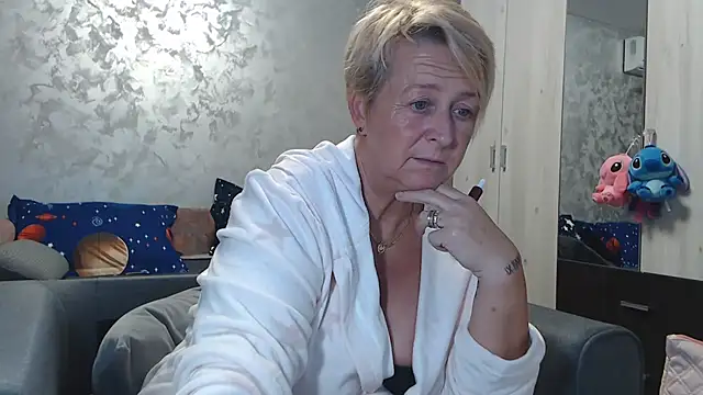 RosesandLillies online show from 10.09.25