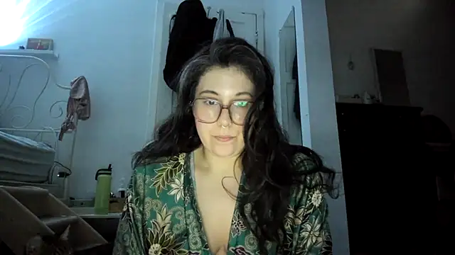 Snapshot of Rosiee69_ chatting on 02.23.25 Rosiee69  online show from 02.23.25