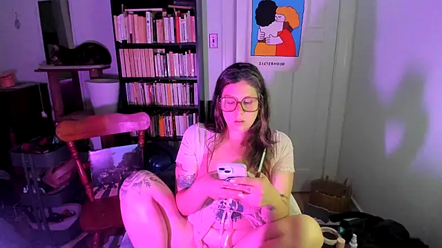 Snapshot of Rosiee69_ chatting on 09.11.25 Rosiee69  online show from 09.11.25