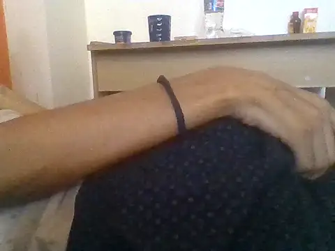 Snapshot of Hearthackerlust chatting on 09.12.25 Hearthackerlust online show from 09.12.25