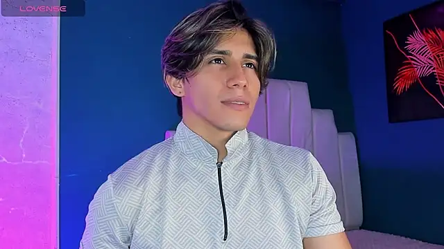 Allex Cano online show from 10.10.25