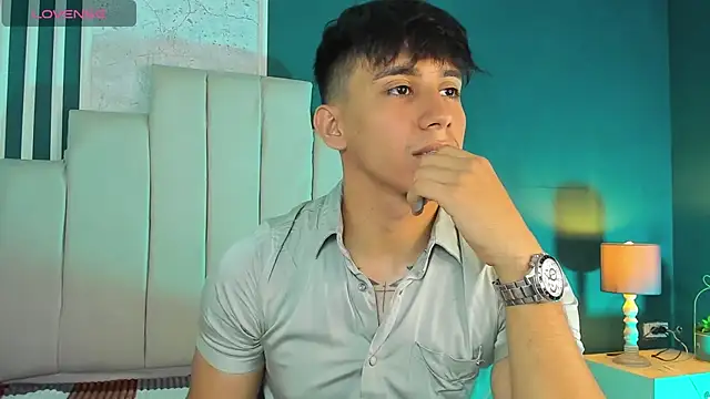 Allex Cano online show from 11.25.25