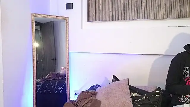 aron and paula online show from 11.12.25