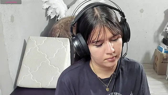 Snapshot of brii69 chatting on 03.20.25 brii69 online show from 03.20.25