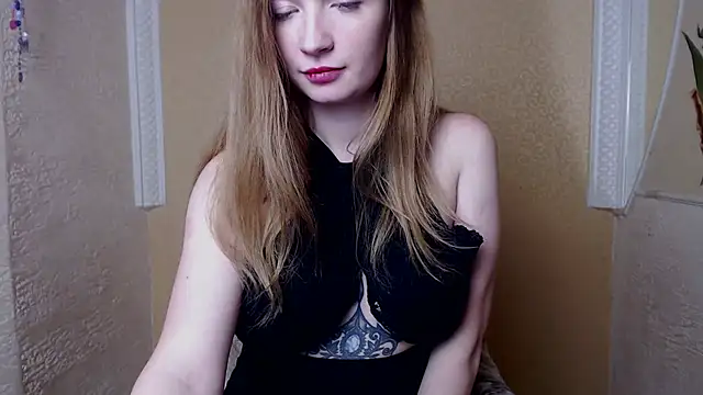 Snapshot of faiirylight chatting on 03.22.25 faiirylight online show from 03.22.25