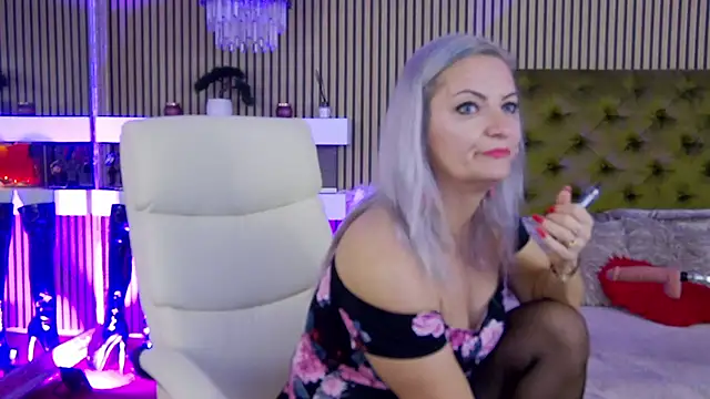 LadyTouch online show from 10.07.25