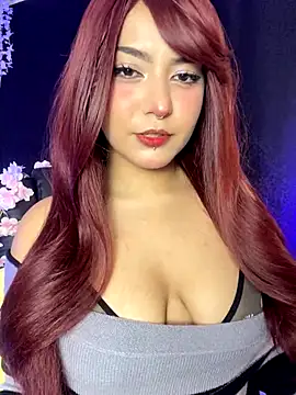 Snapshot of Niconya chatting on 10.02.25 Niconya online show from 10.02.25