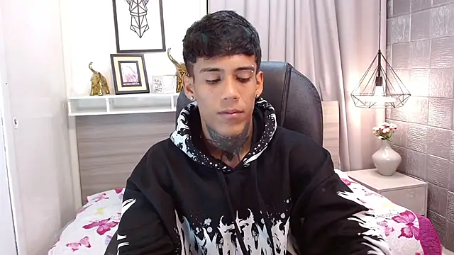 RyanKing19 online show from 10.21.25