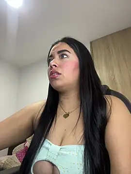 Snapshot of _SARA_69 chatting on 02.28.25 SARA 69 online show from 02.28.25