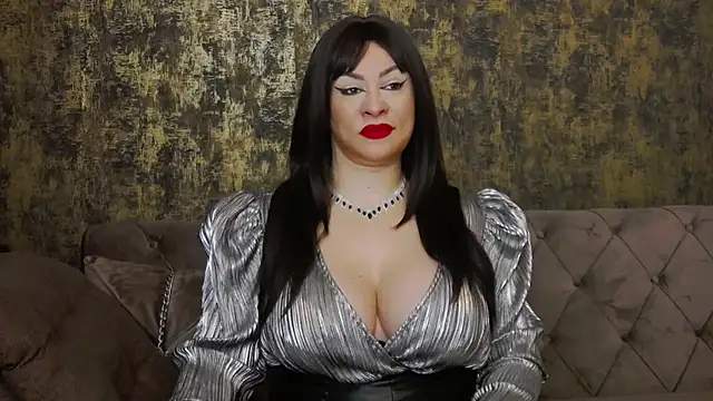 MistressAmberCrost online show from 10.27.25