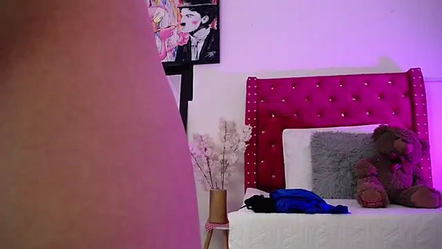 Snapshot of ValeAmayaa chatting on 03.06.25 ValeAmayaa online show from 03.06.25