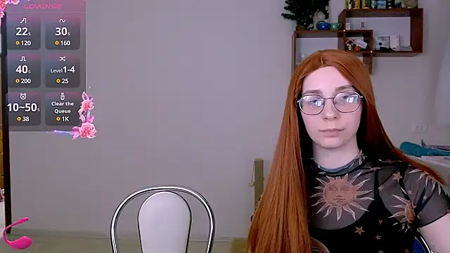Snapshot of kitsune_8 chatting on 02.24.25 kitsune 8 online show from 02.24.25