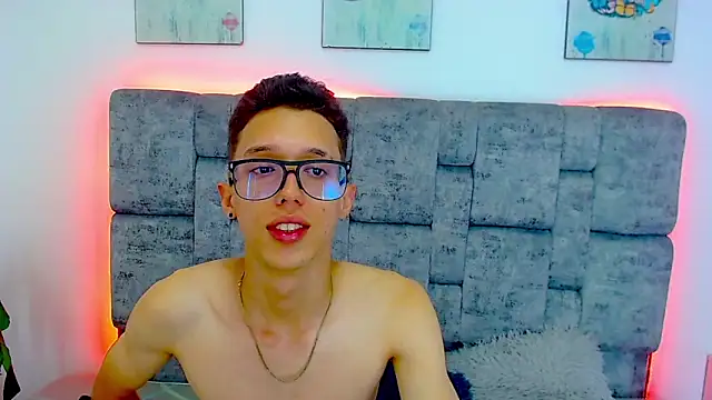 skinny bigcock02 online show from 02.22.25