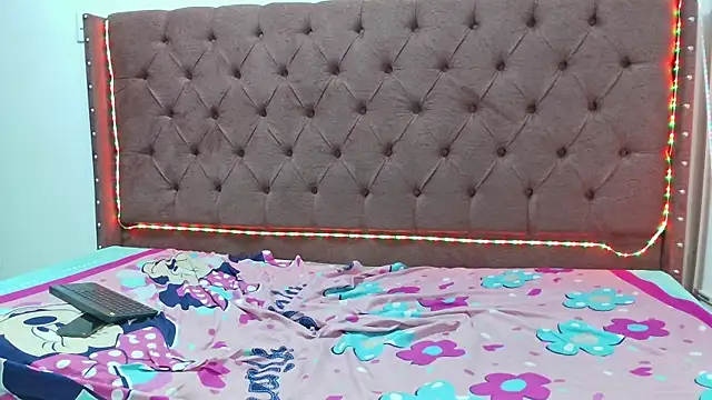 couple hotfox online show from 03.09.25